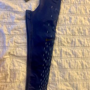 NWT Nike Pro Dri-Fit leggings
